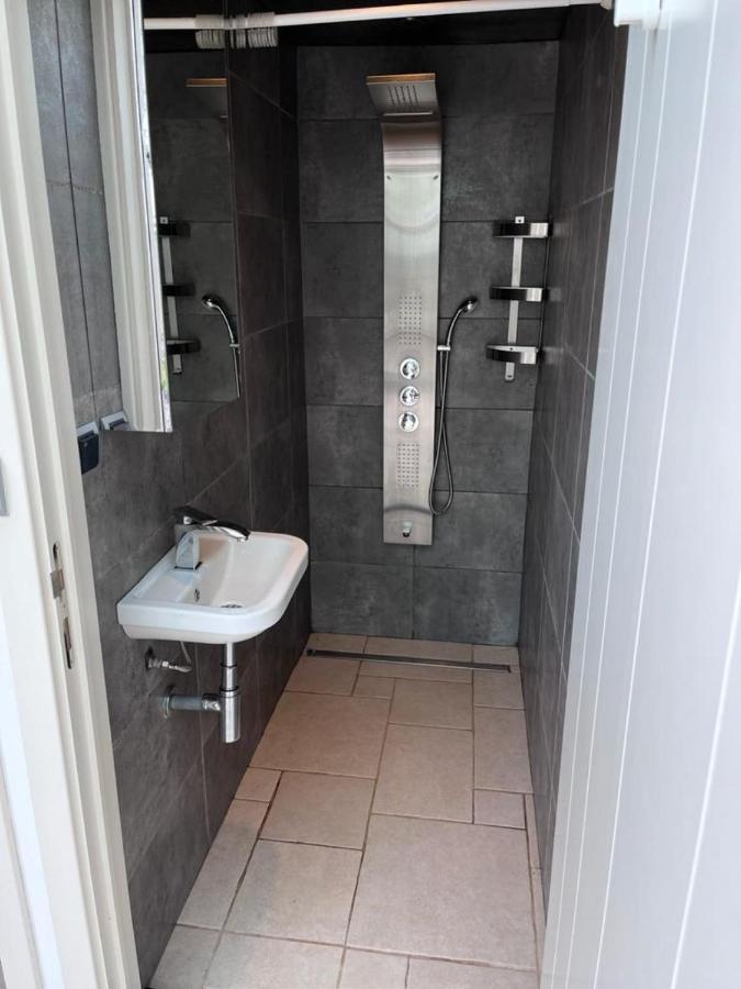 אוסטבורח Comfortabele Woning Met Omheinde Tuin Aan Water Voor 12 P מראה חיצוני תמונה